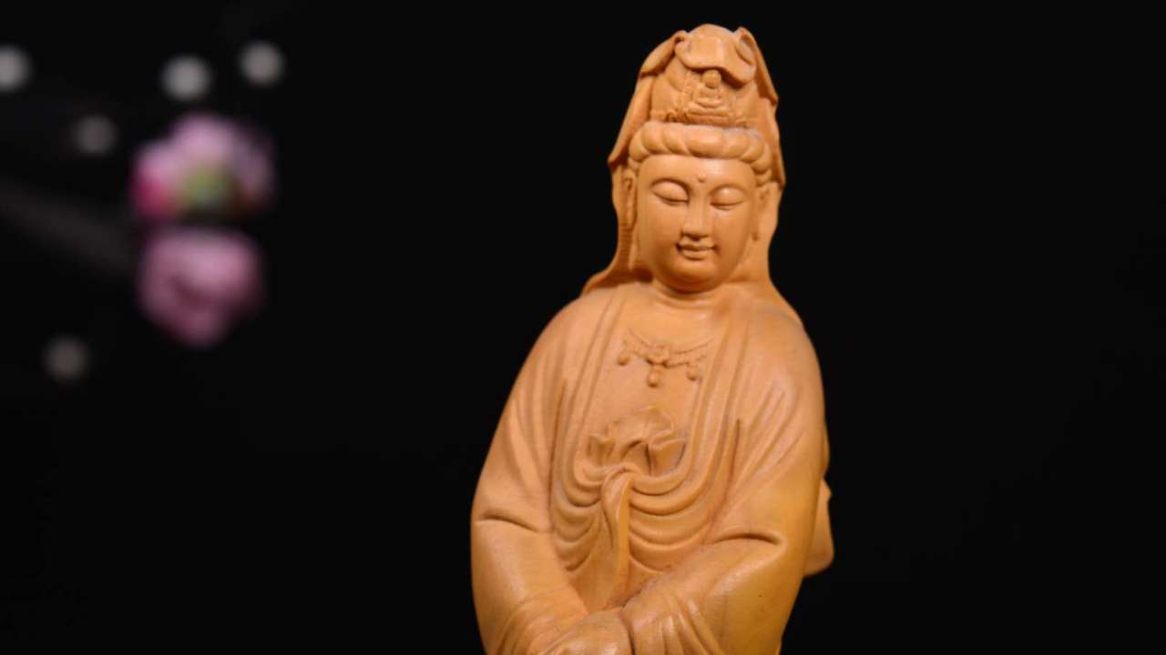 鴻仙閣--黃楊木佛像觀音菩薩