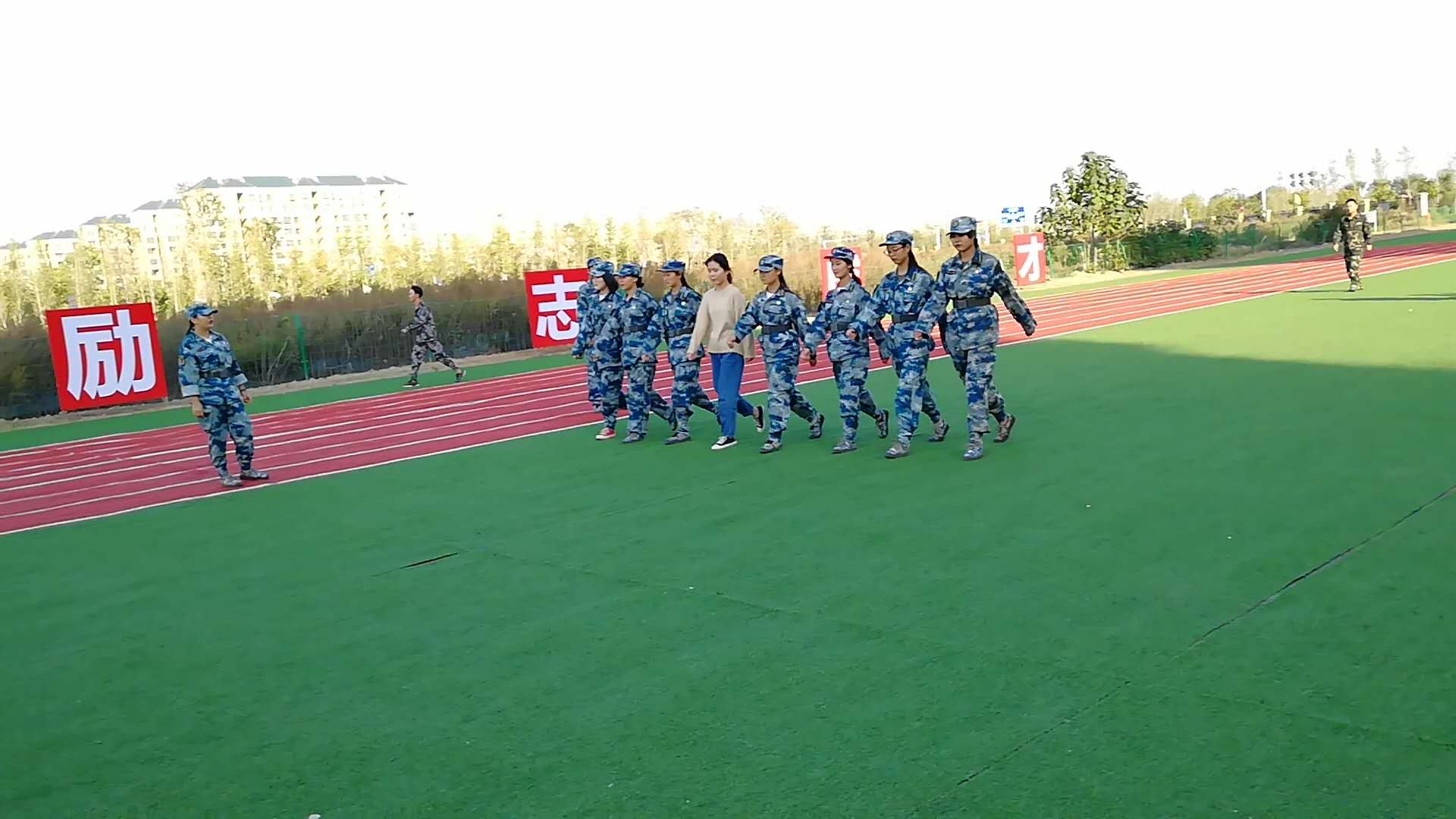 長假結束，同學們收收心學習啦
