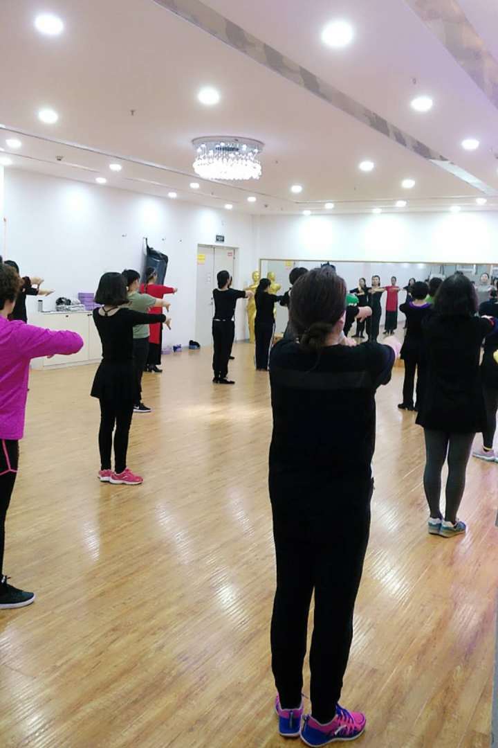 老铁，我们一起锻炼吧！