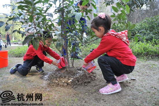 街道口幼儿园"悦"享鸡年2017迎春季