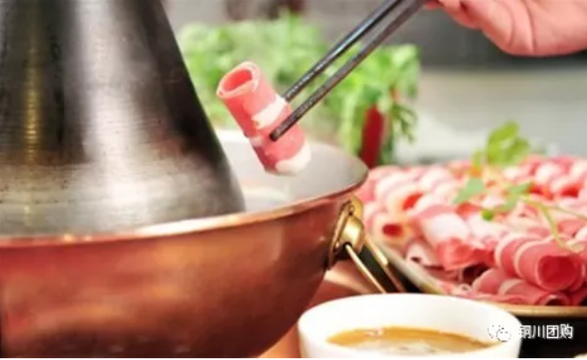 臻品銅鍋涮羊肉新年不打烊??！