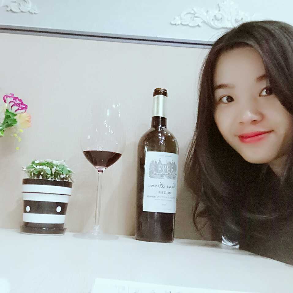 雅云坊圣特卢品牌合作指引郭经理