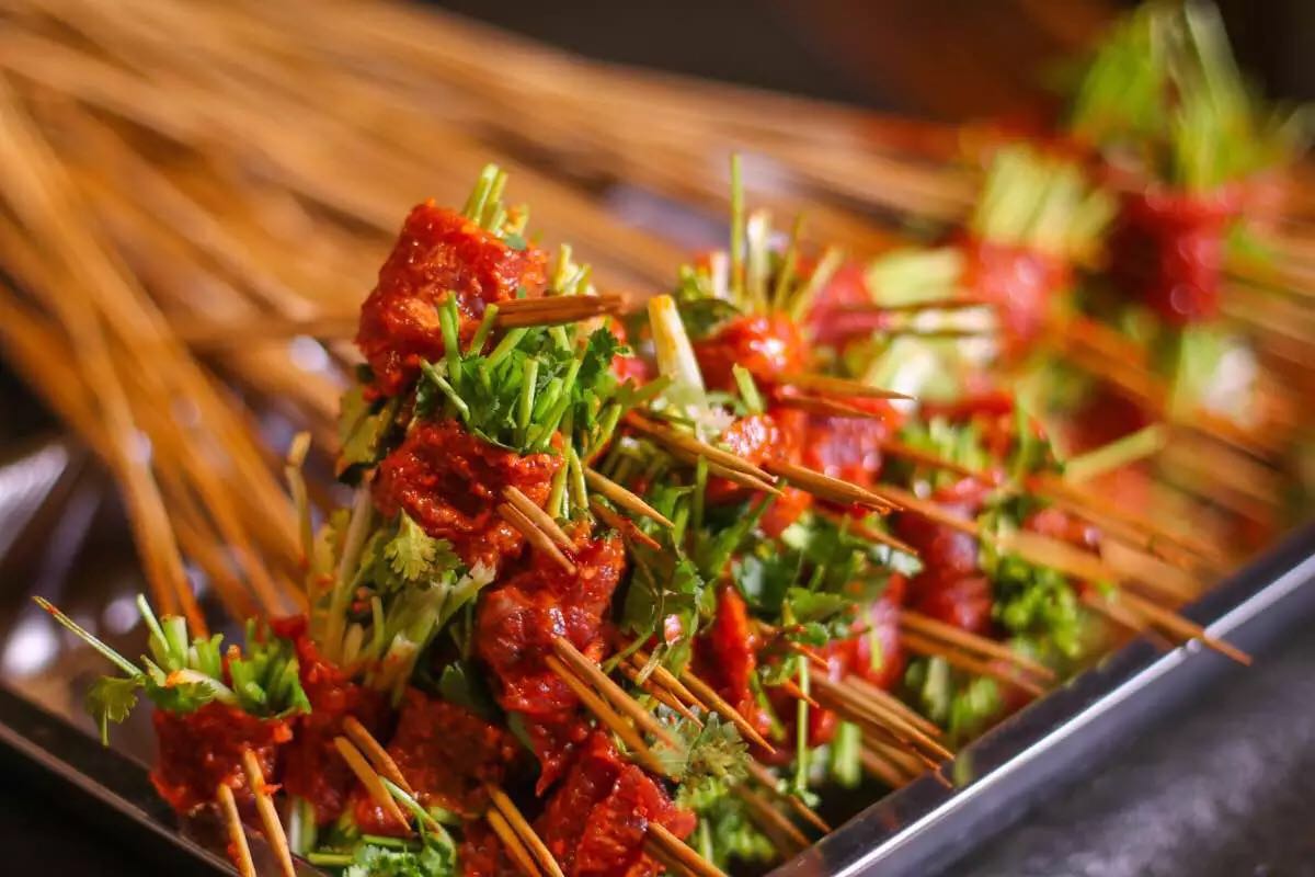 中央电视台力挺这家天府"金串串",味道酷毙了,还送"钱"!