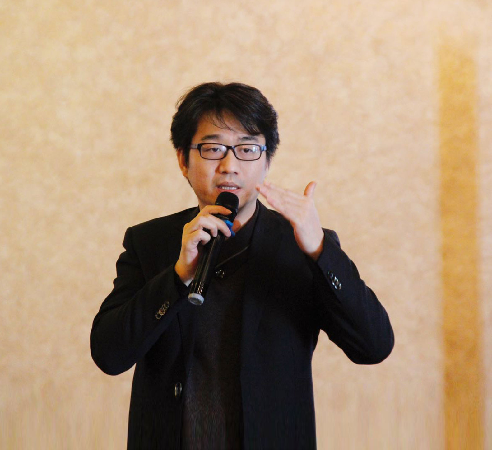 北信源副总裁 高曦