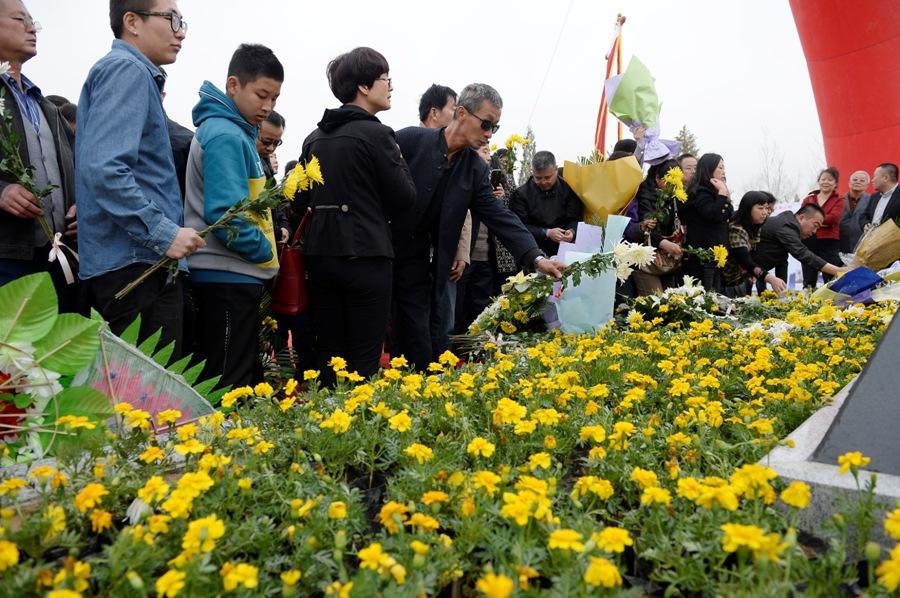 鲜花祭祀
